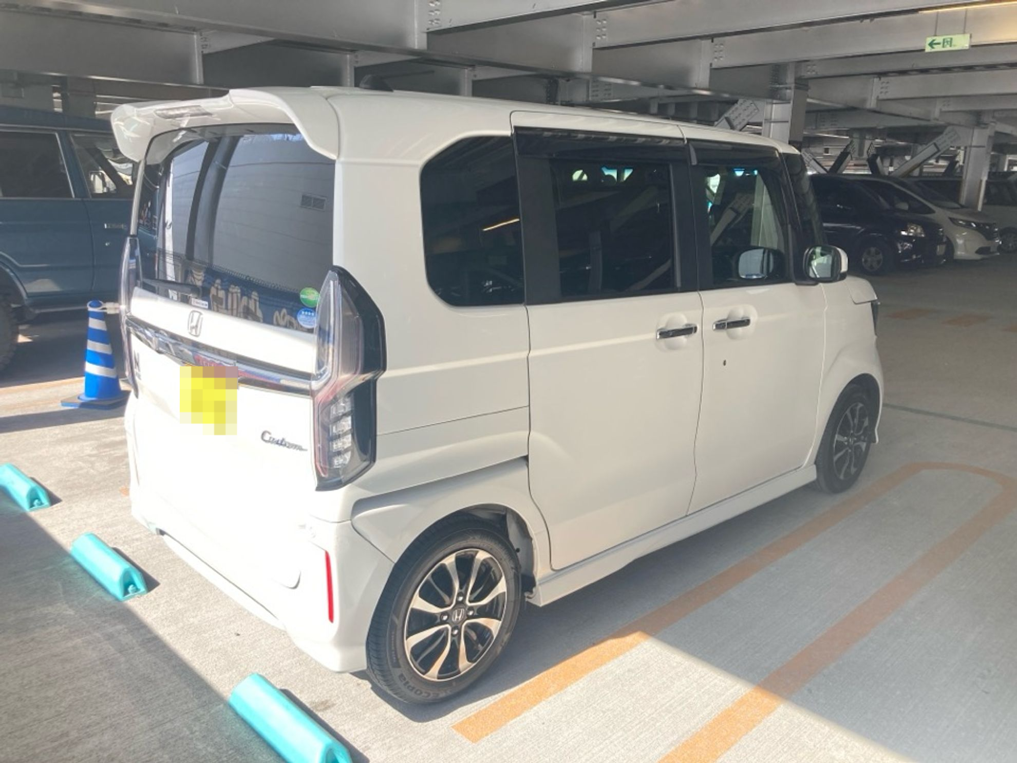 外装右後