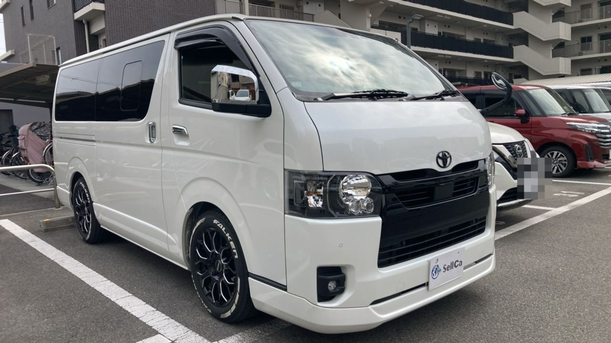外装右前