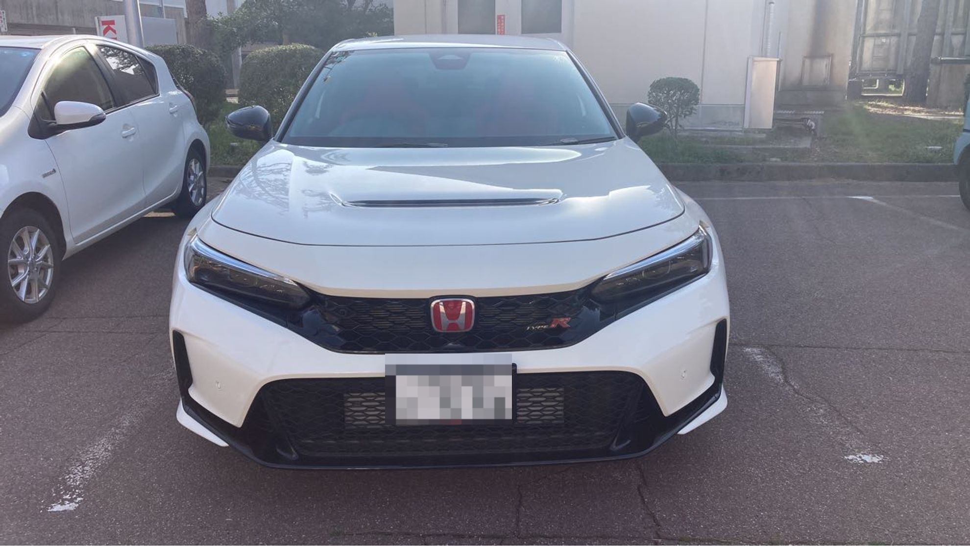 外装前方