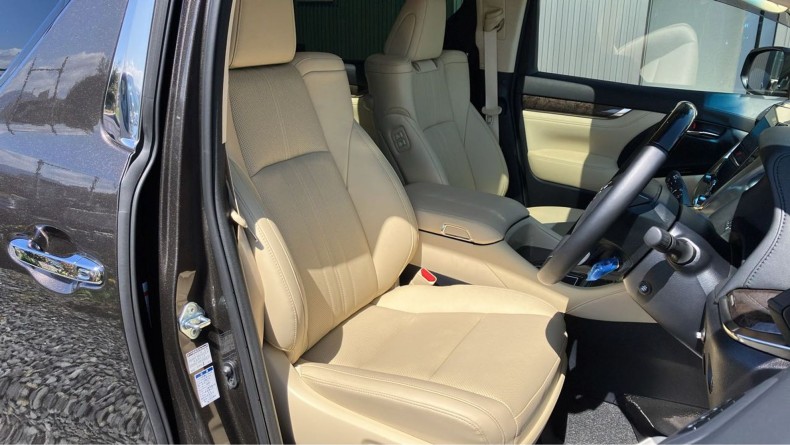 内装前方シート