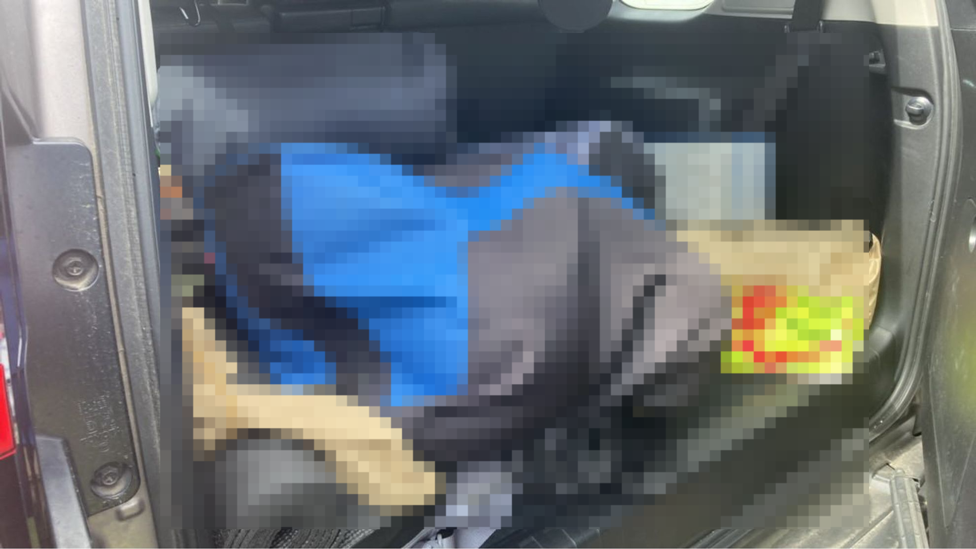 内装トランク