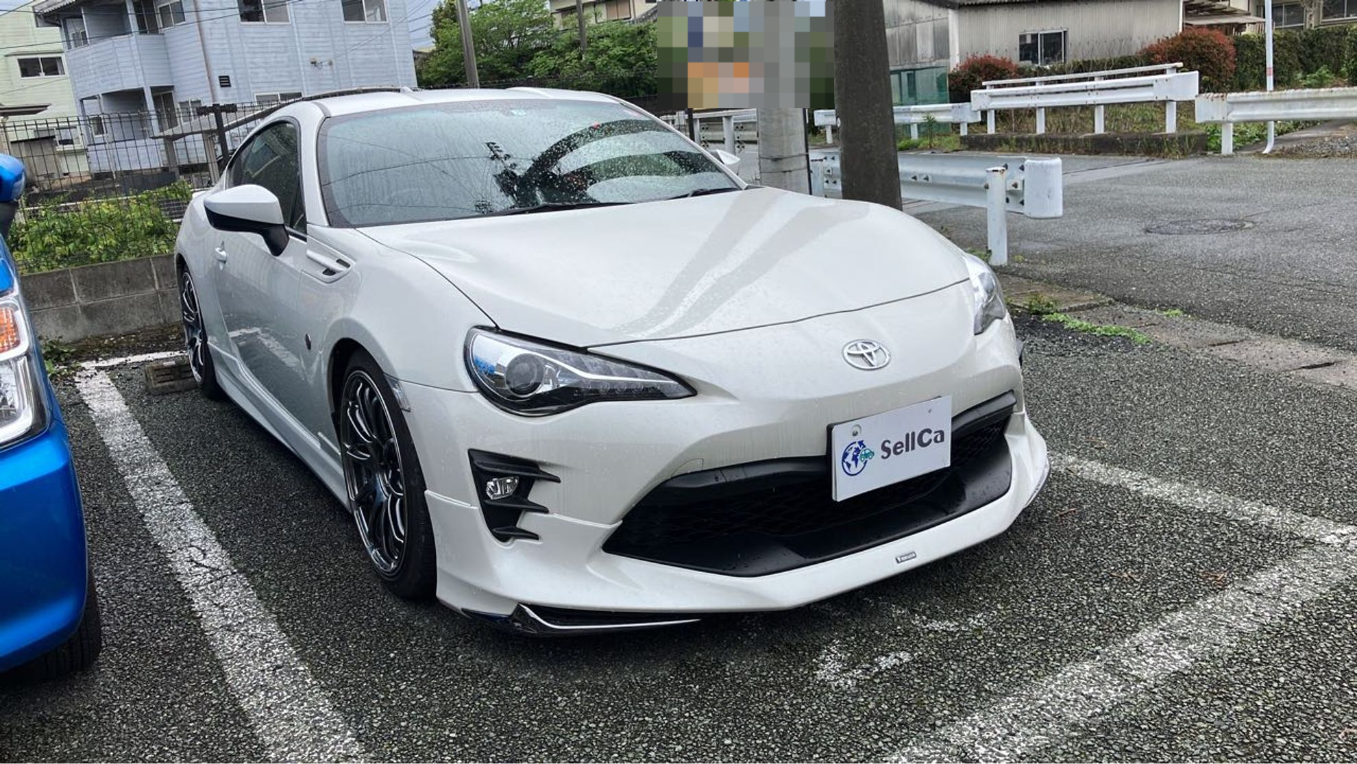 外装右前