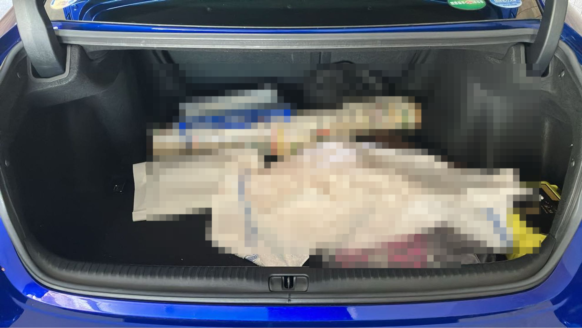 内装トランク