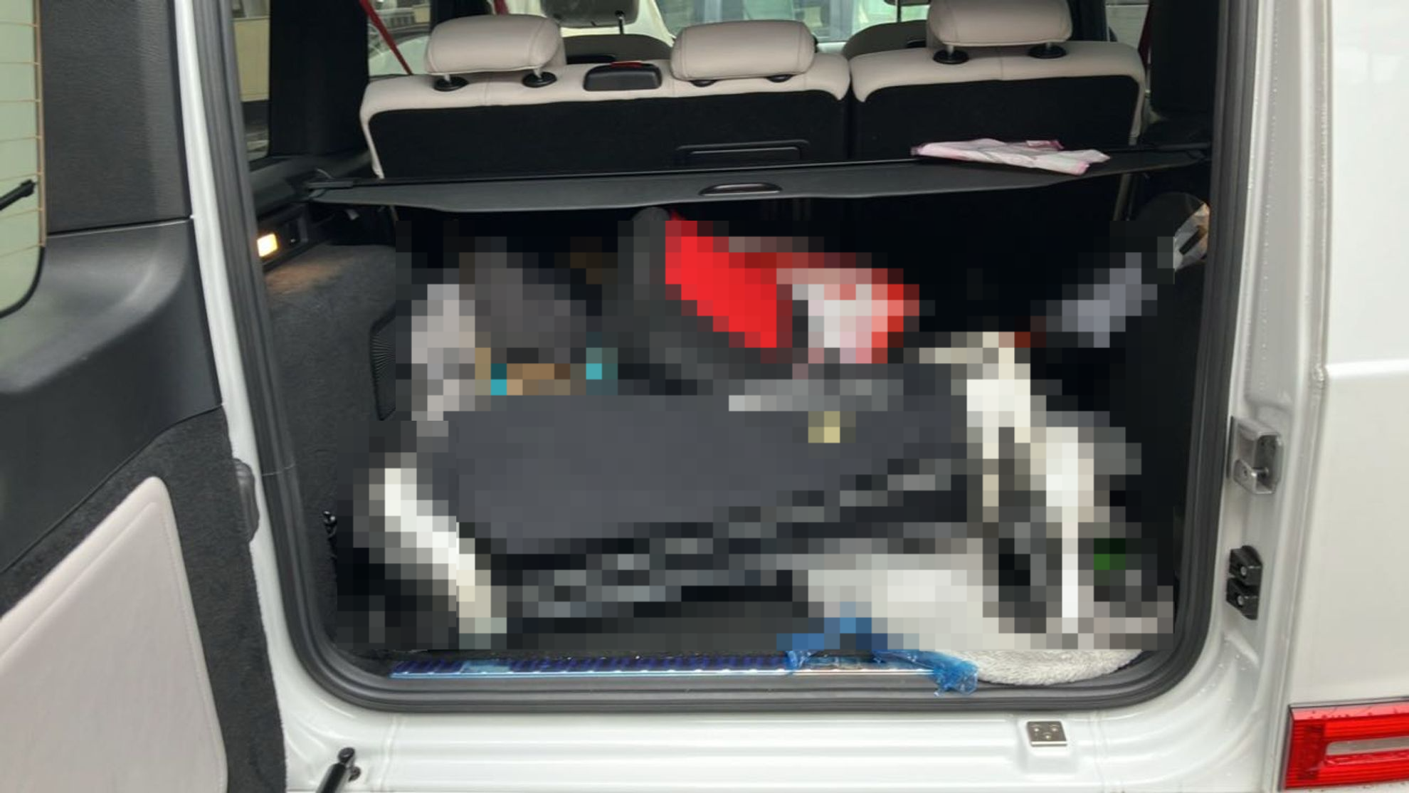 内装トランク