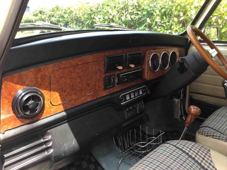 内装前方シート