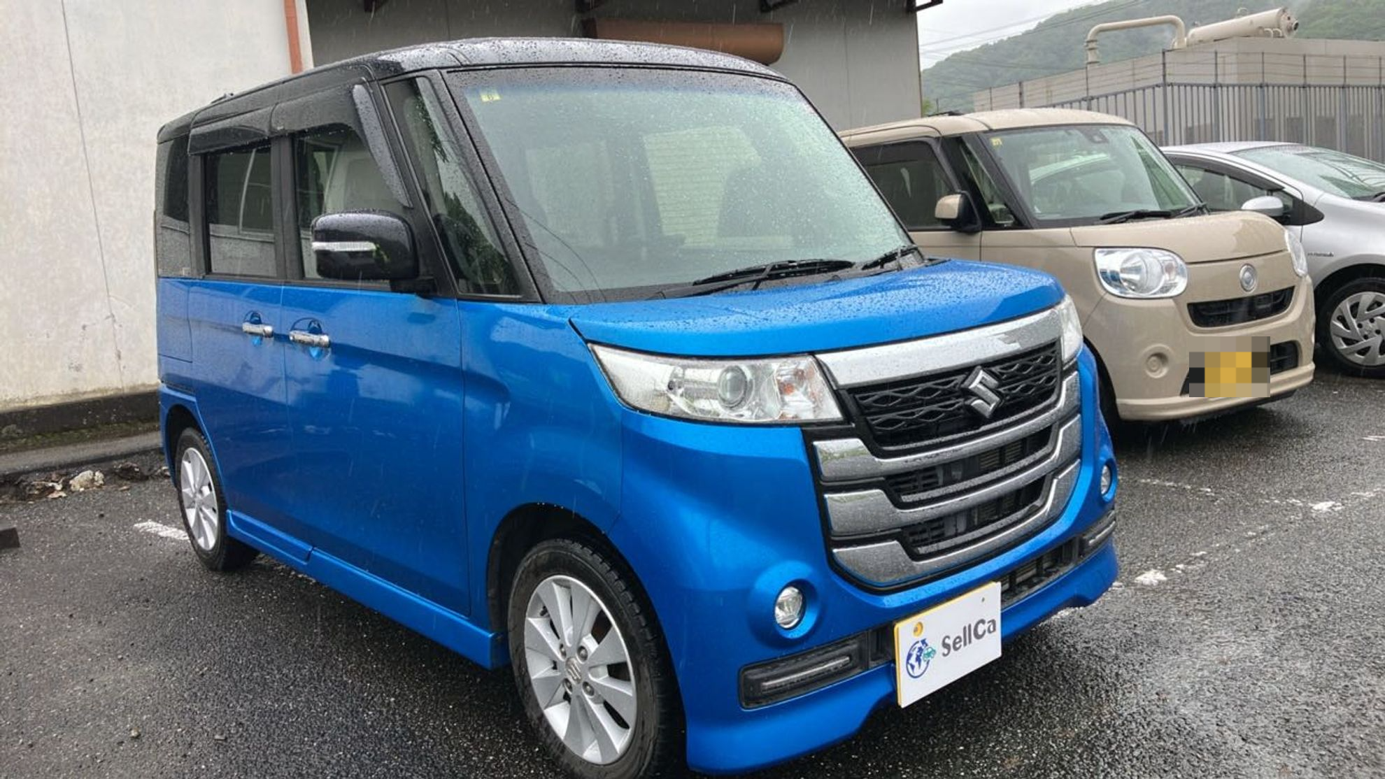 外装右前