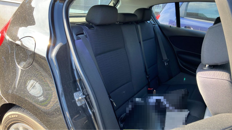 内装後方シート