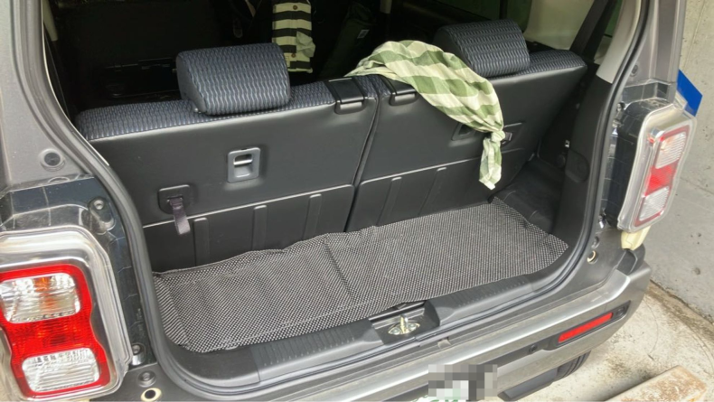 内装トランク