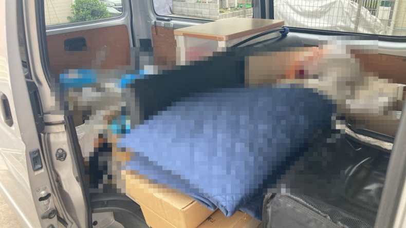 内装後方シート