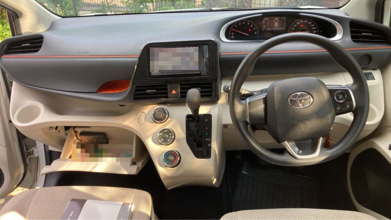 内装インパネ全体