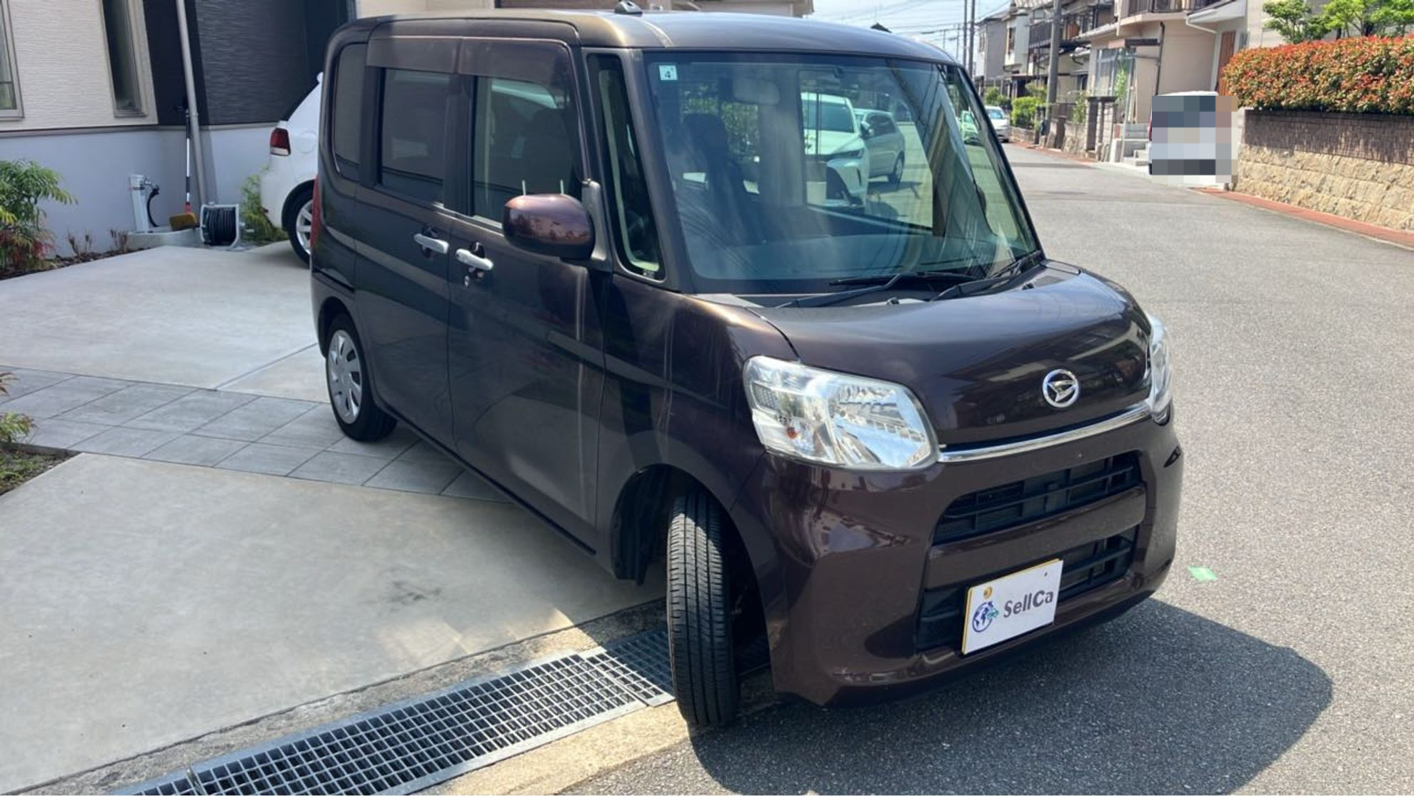 外装右前
