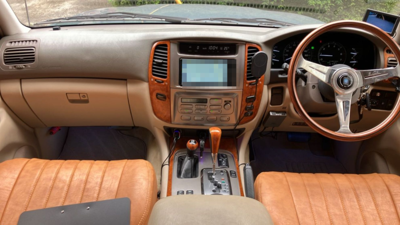 内装インパネ全体