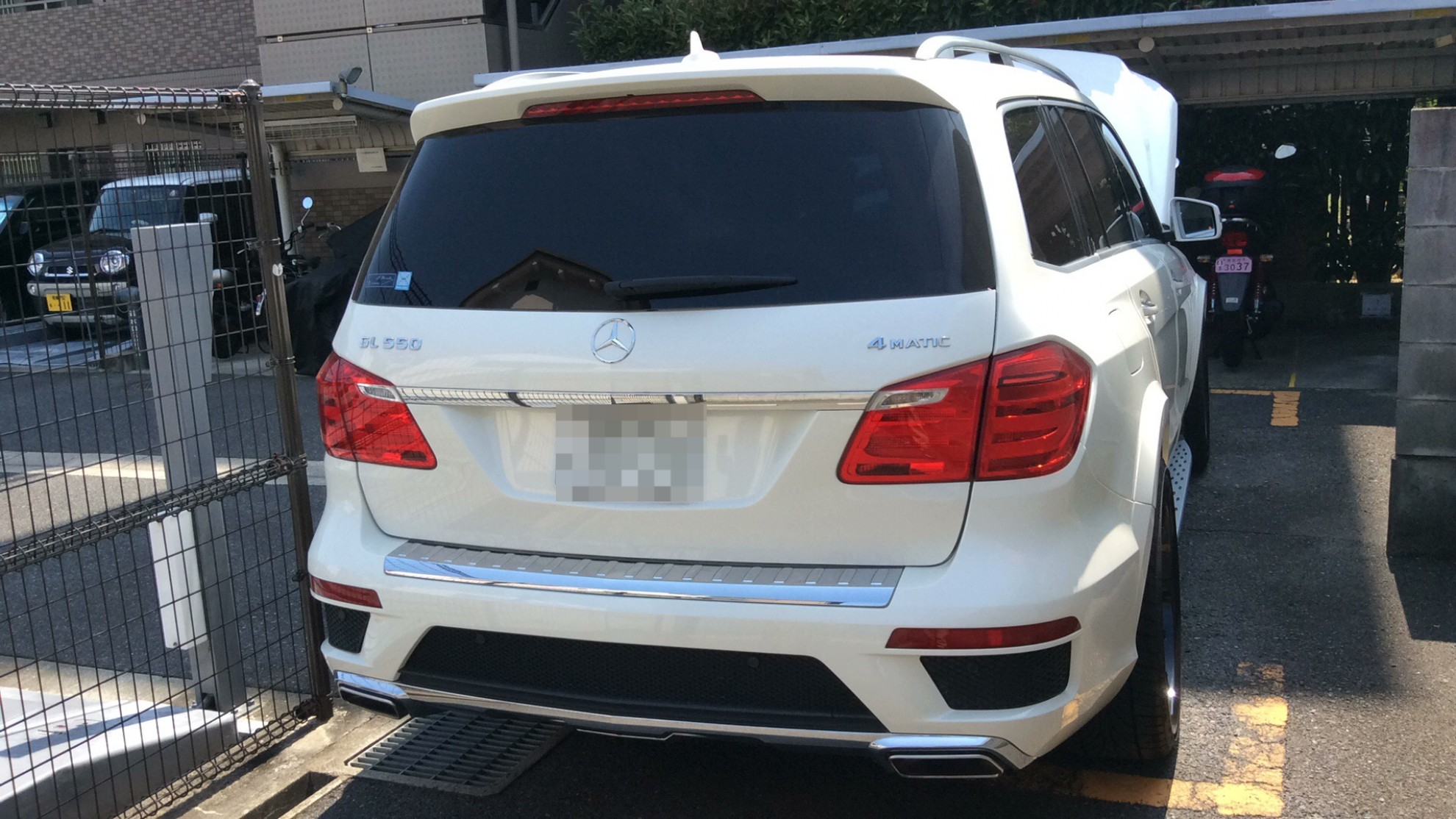 外装右後