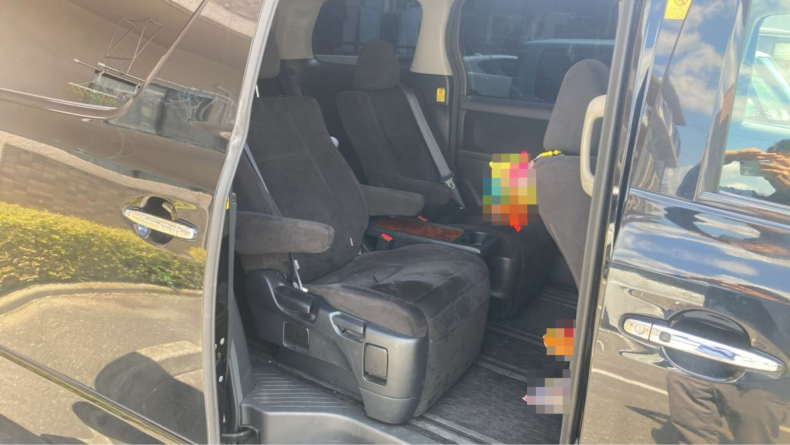 内装後方シート