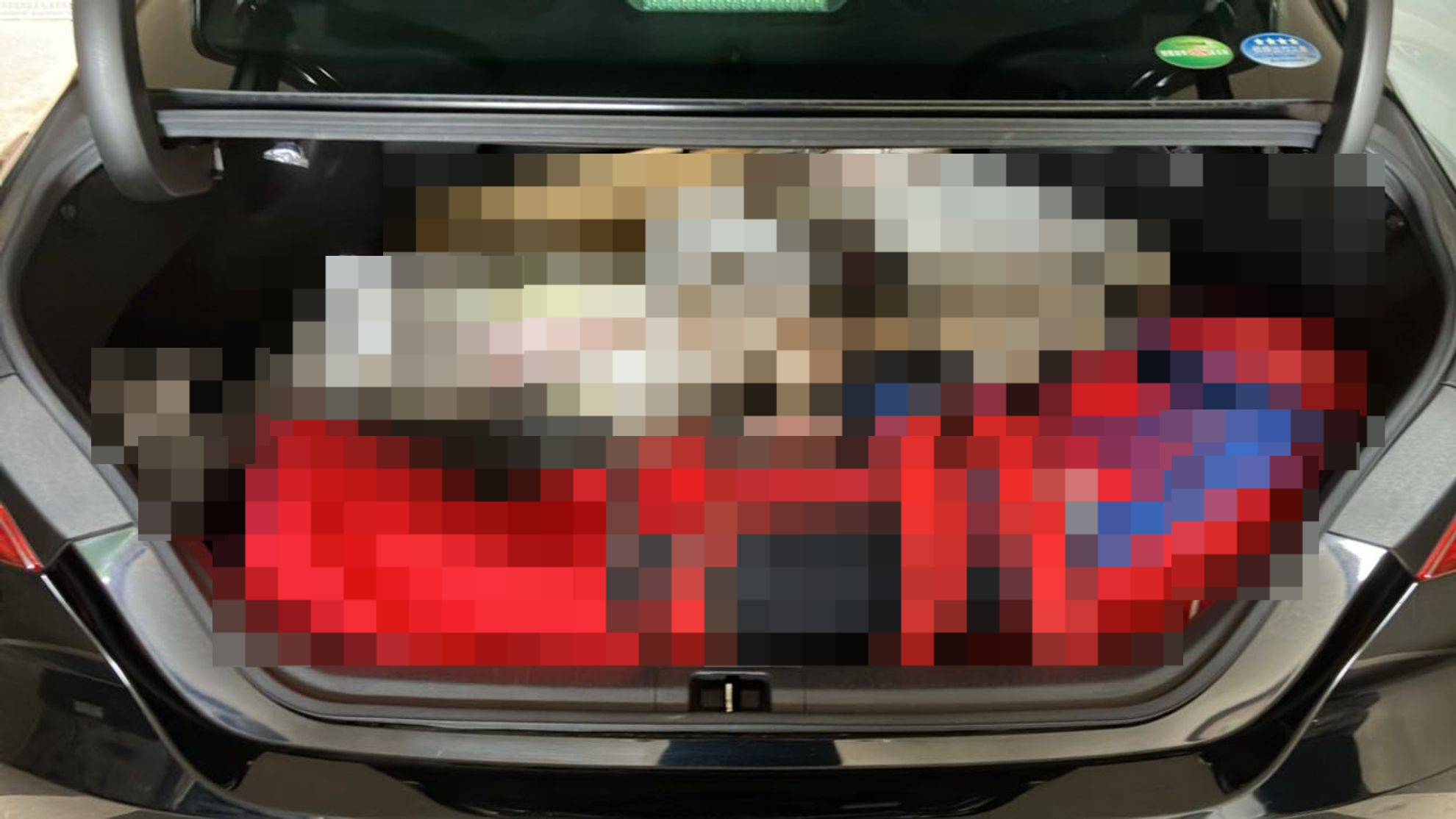 内装トランク