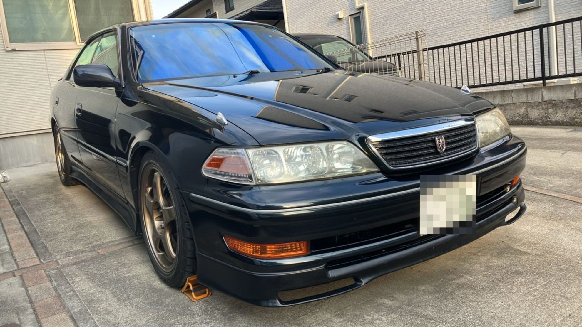 外装右前