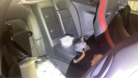 内装後方シート