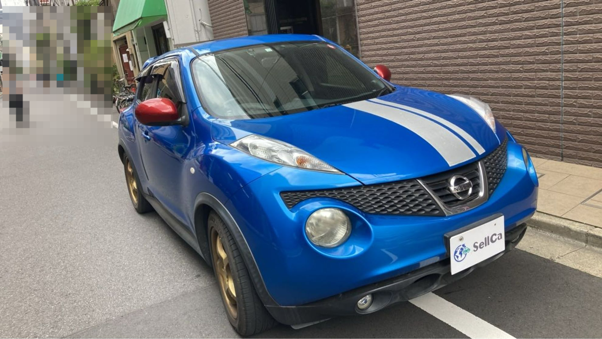 外装右前