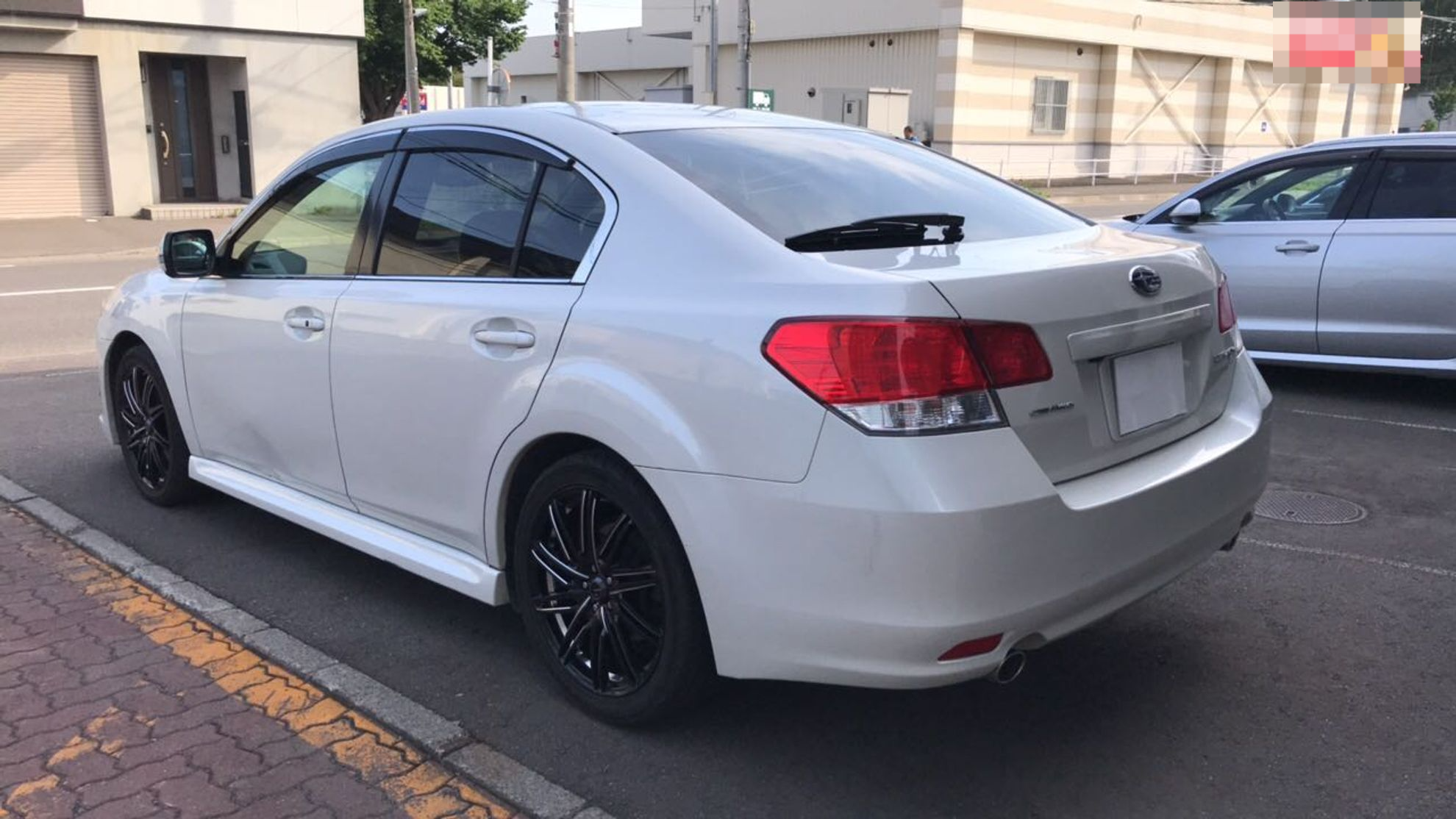 外装右後