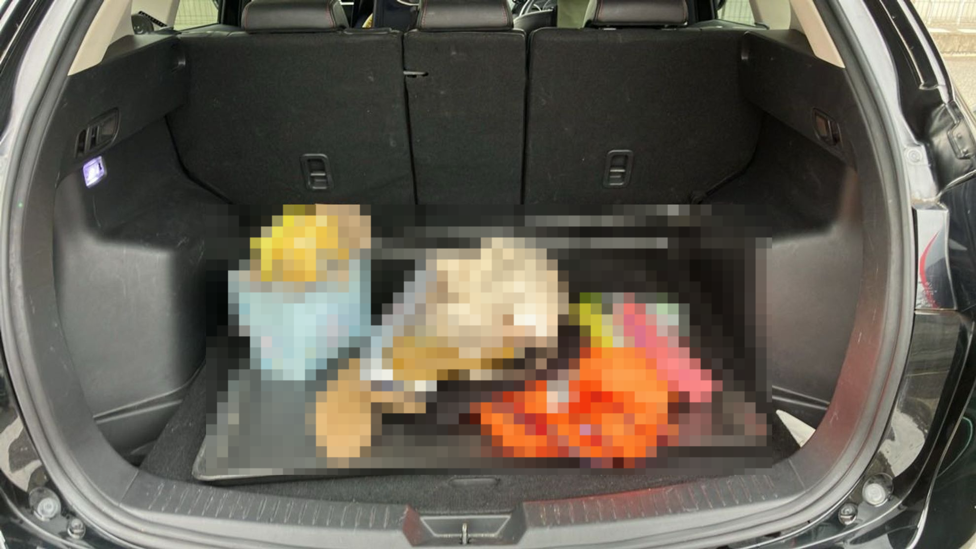内装トランク