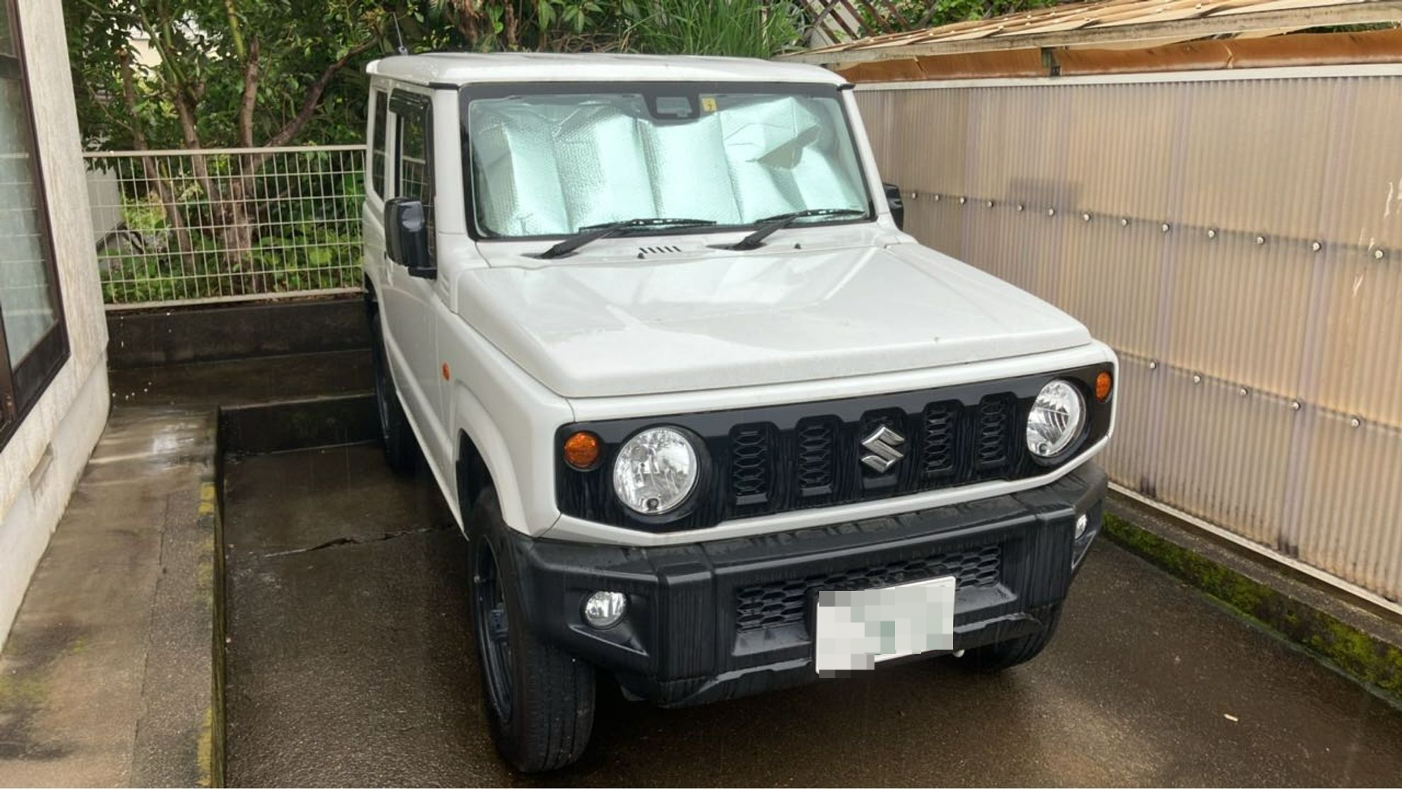 外装右前