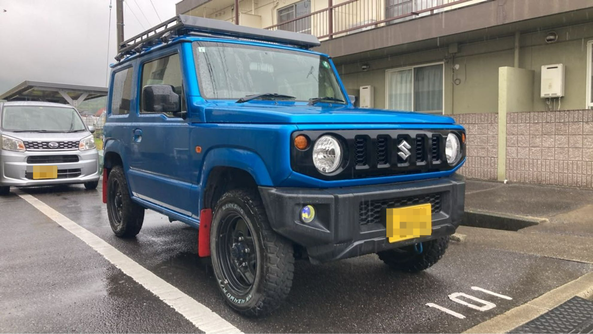 外装右前