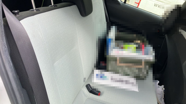 内装後方シート