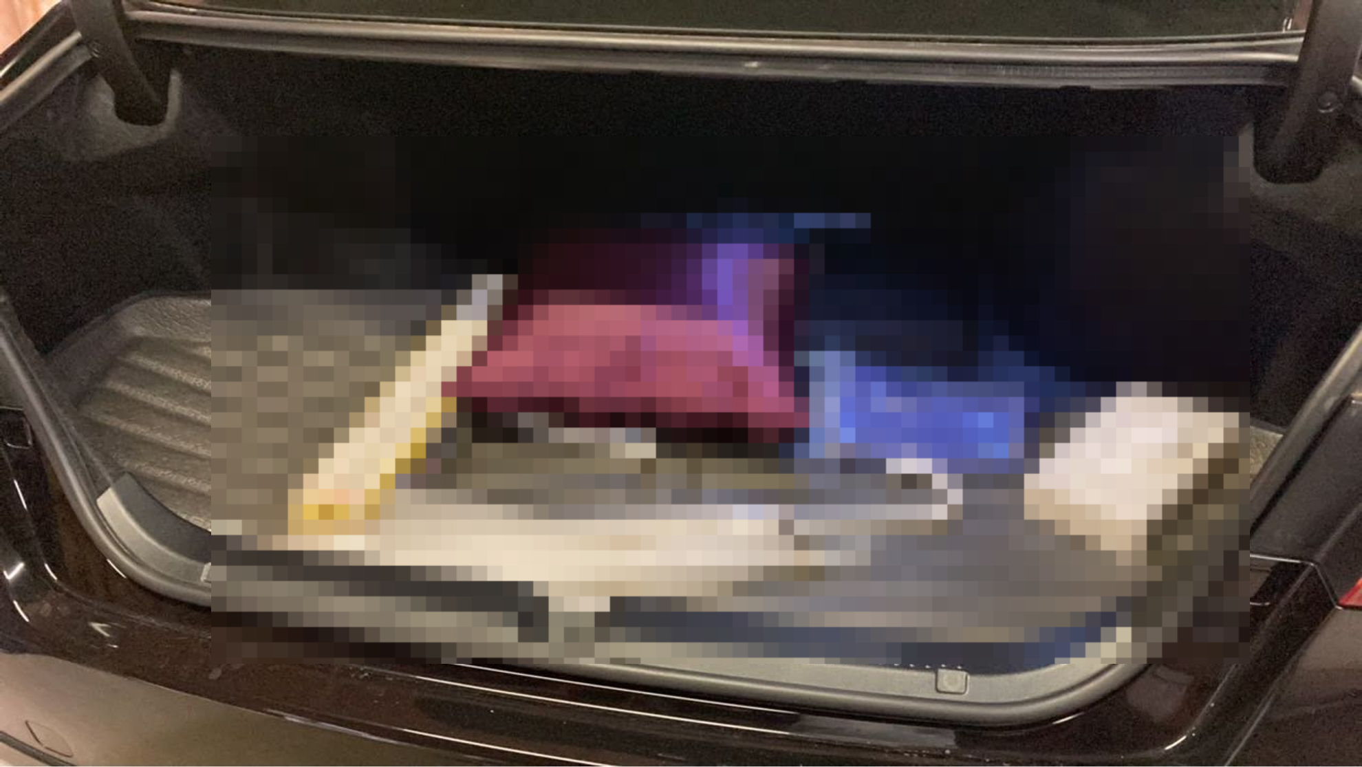 内装トランク