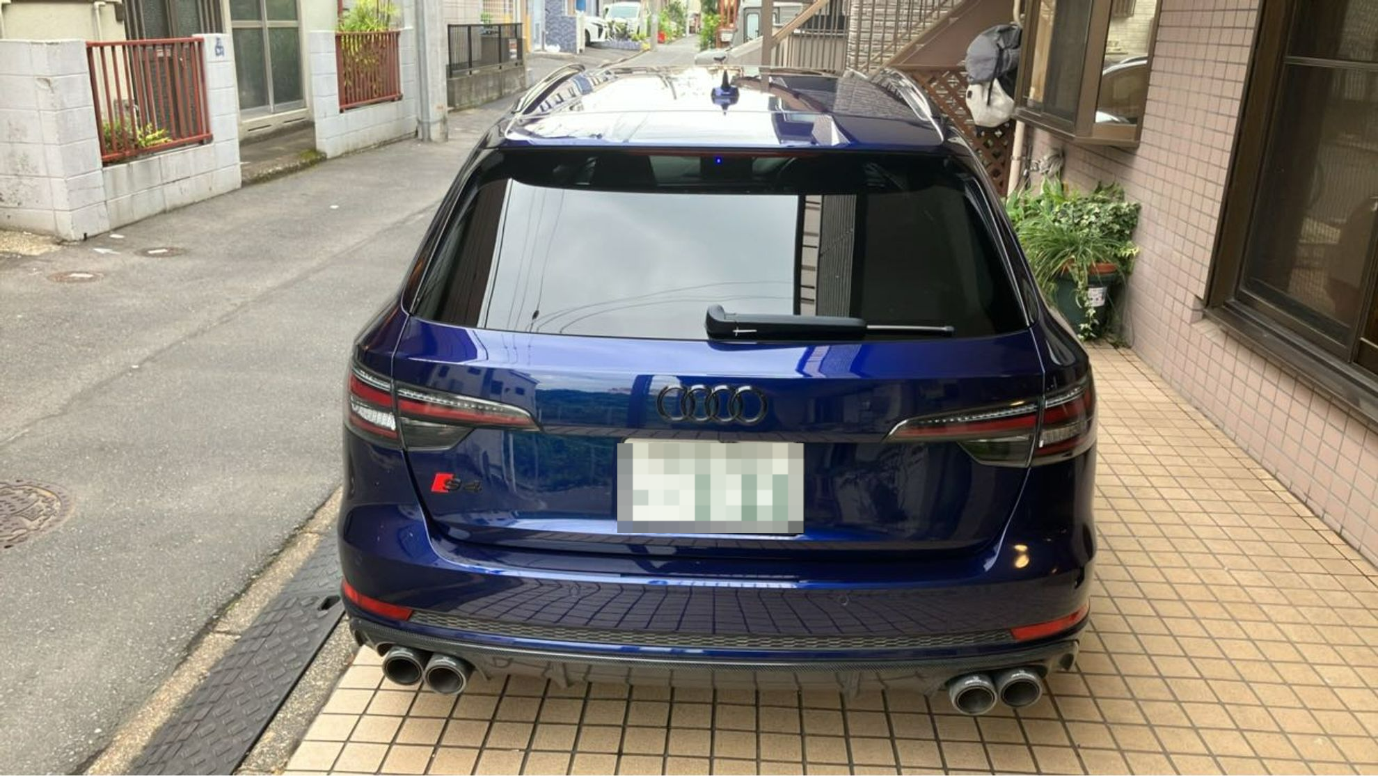 外装後方