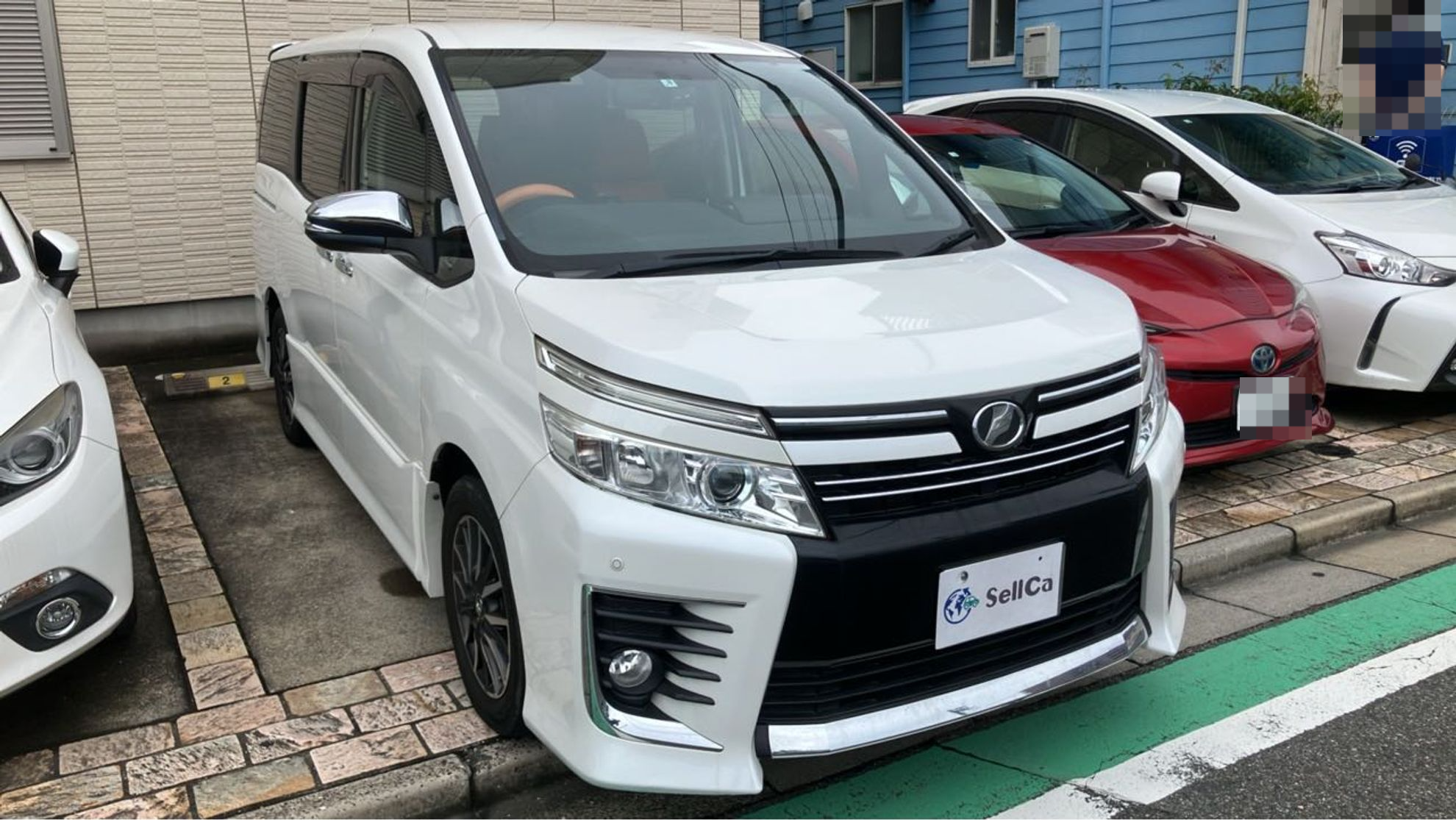 外装右前