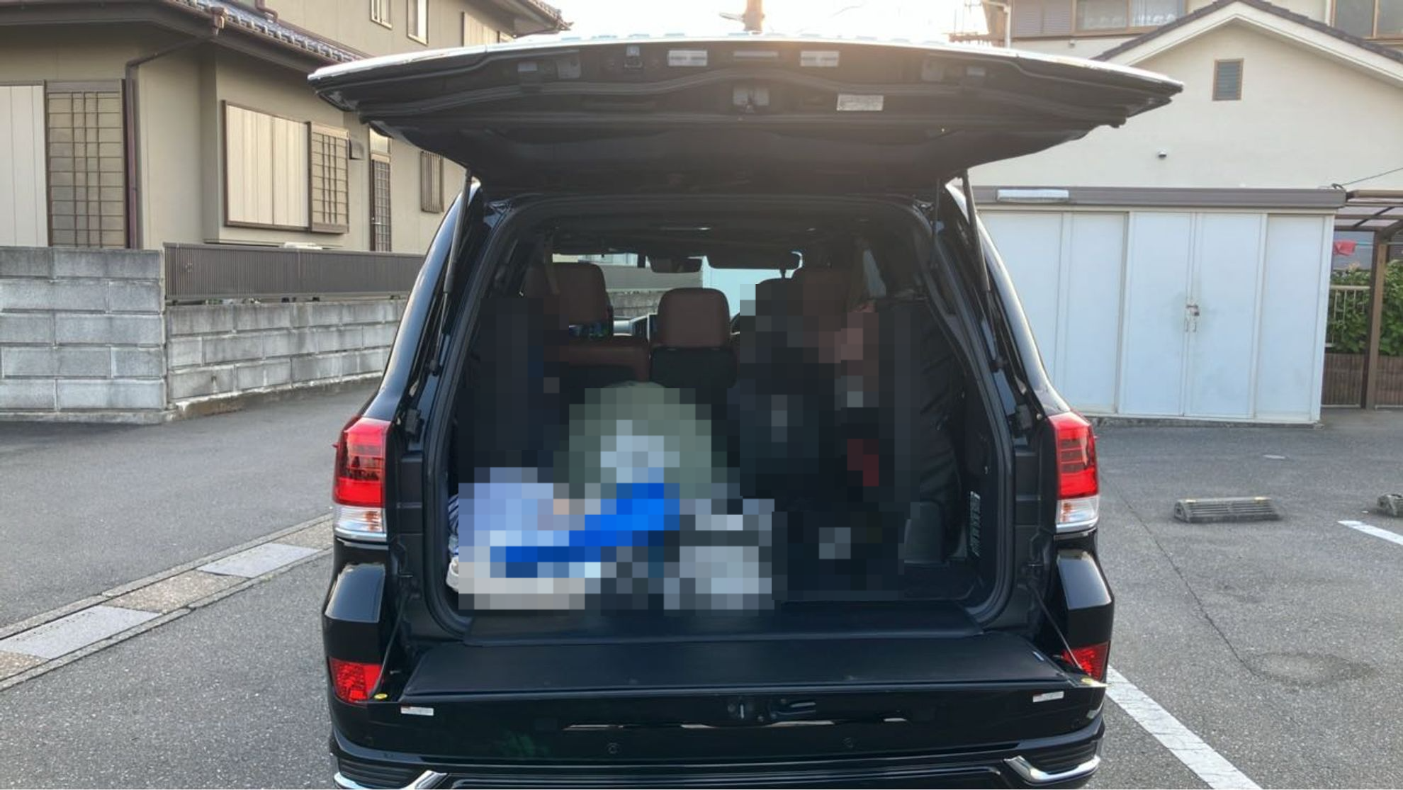 内装トランク
