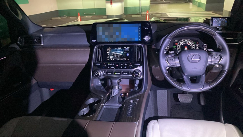 内装インパネ全体