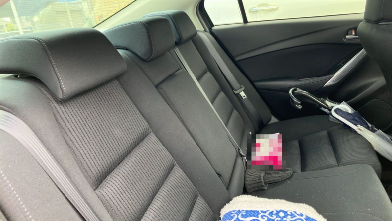 内装後方シート