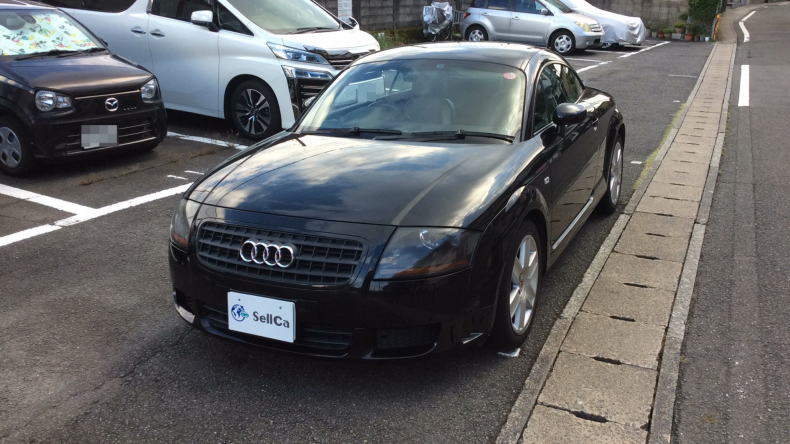 car_main_img