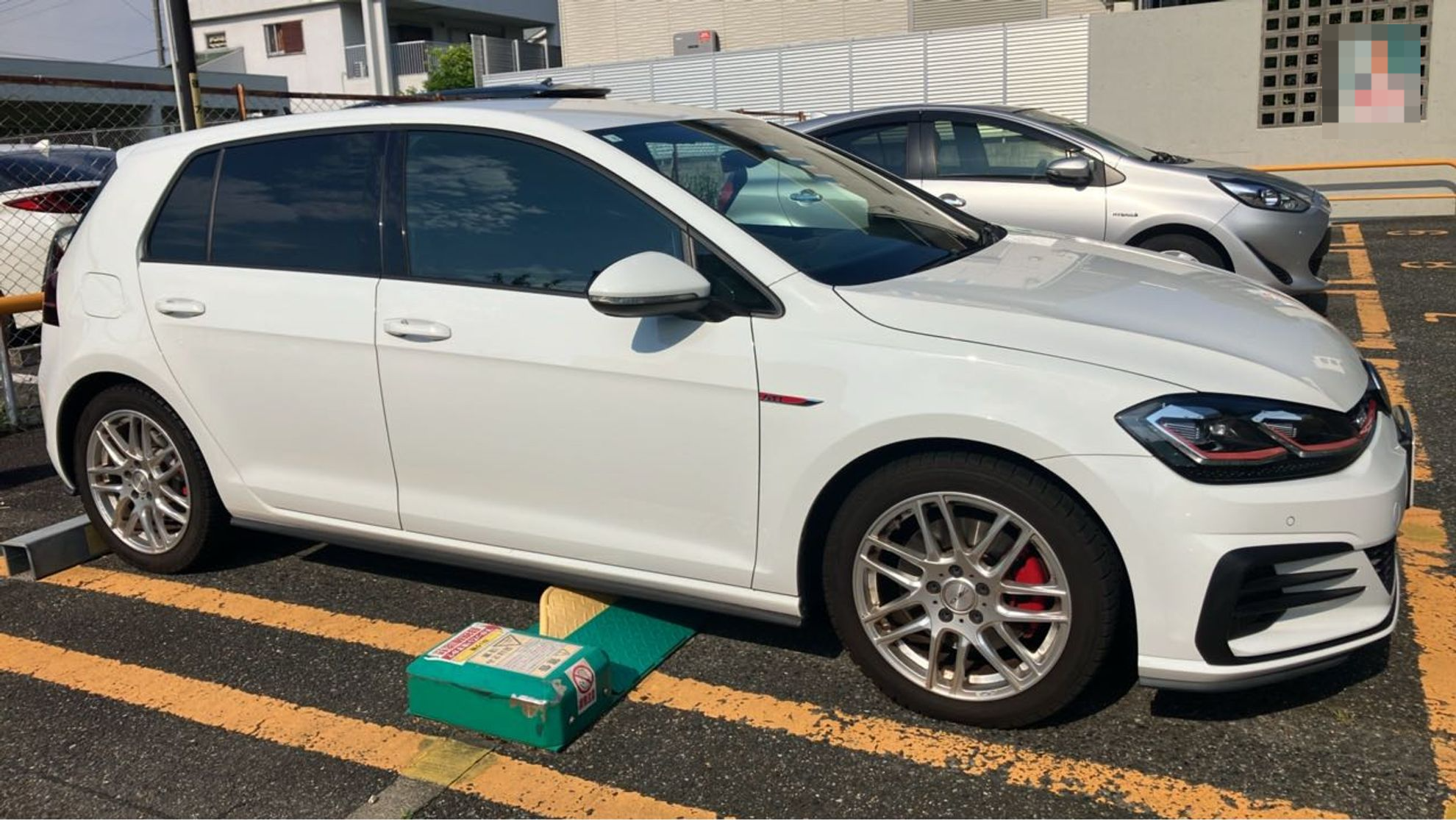 外装右