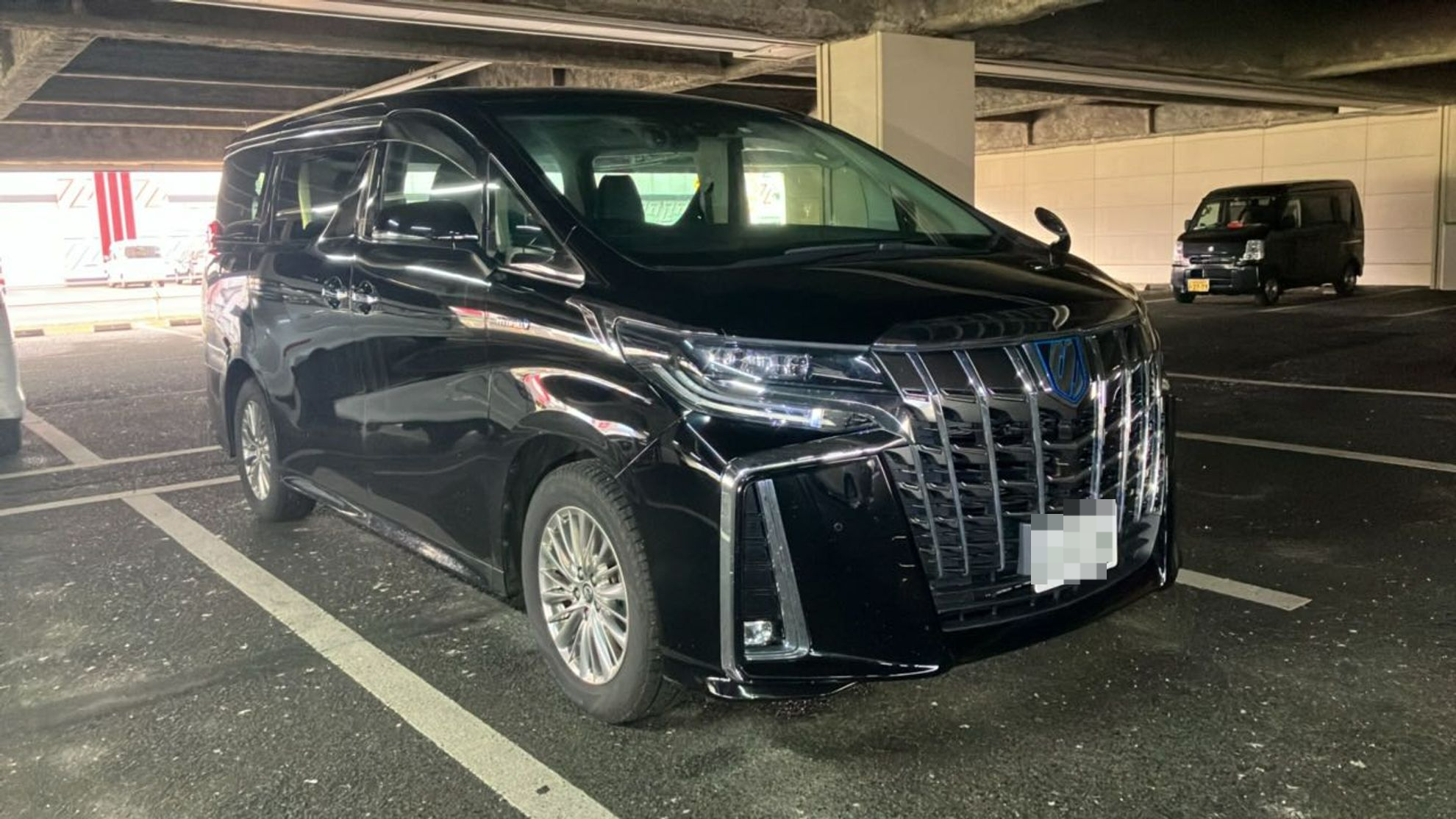 外装右前
