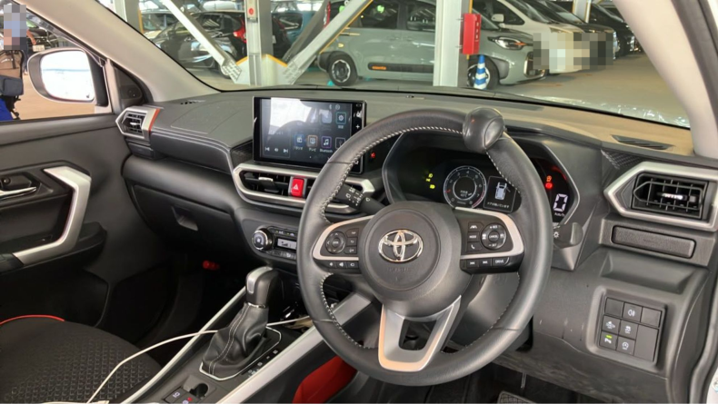 内装インパネ全体