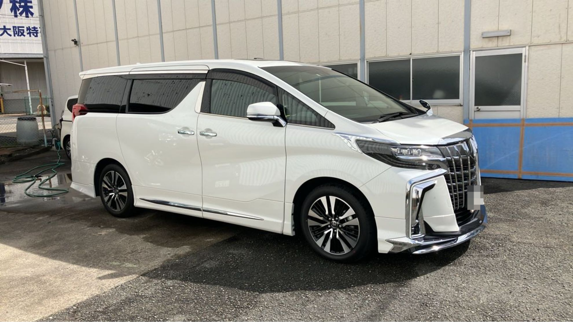 外装右