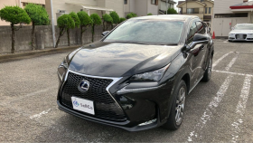 car_main_img