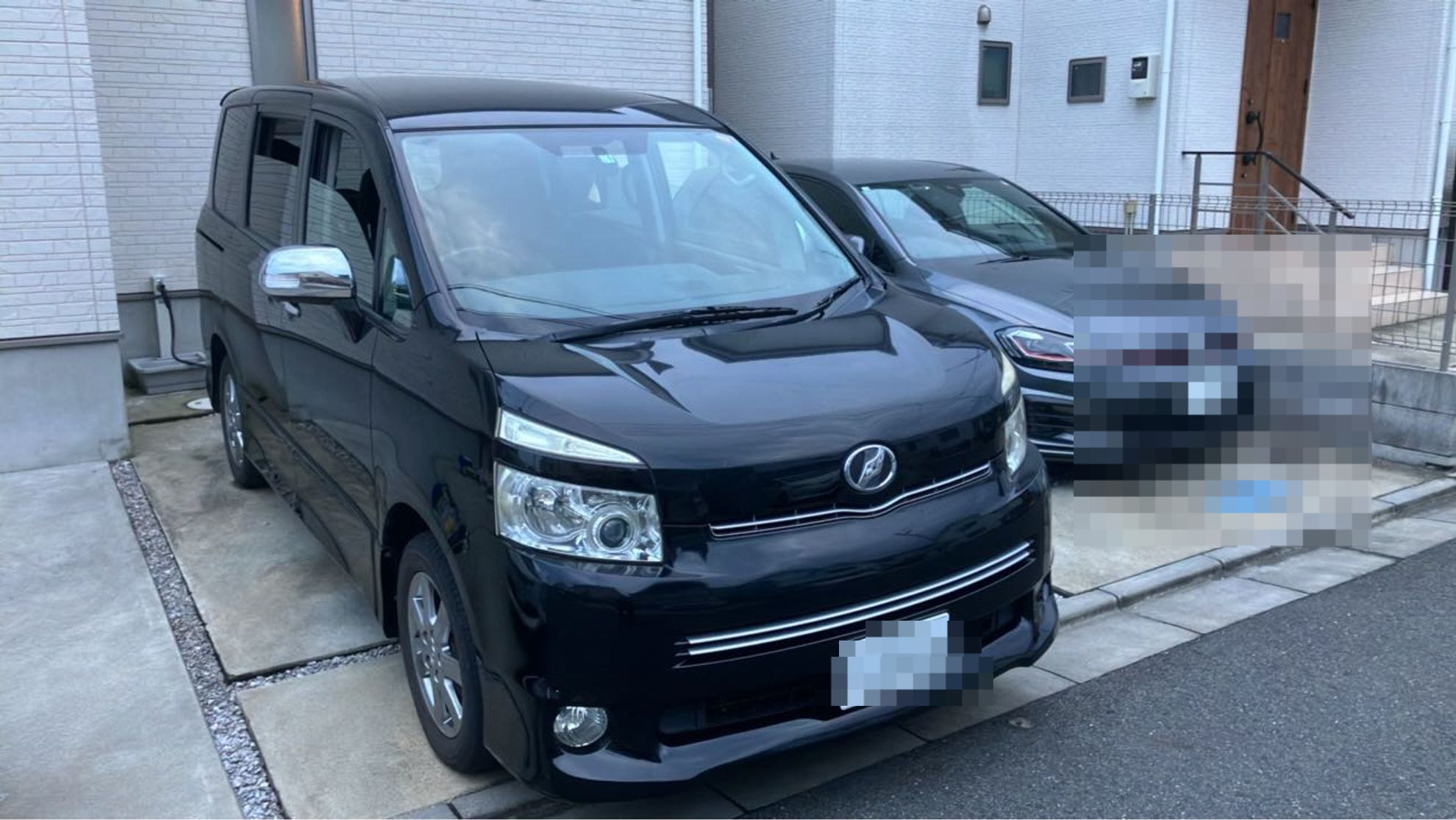 外装右前