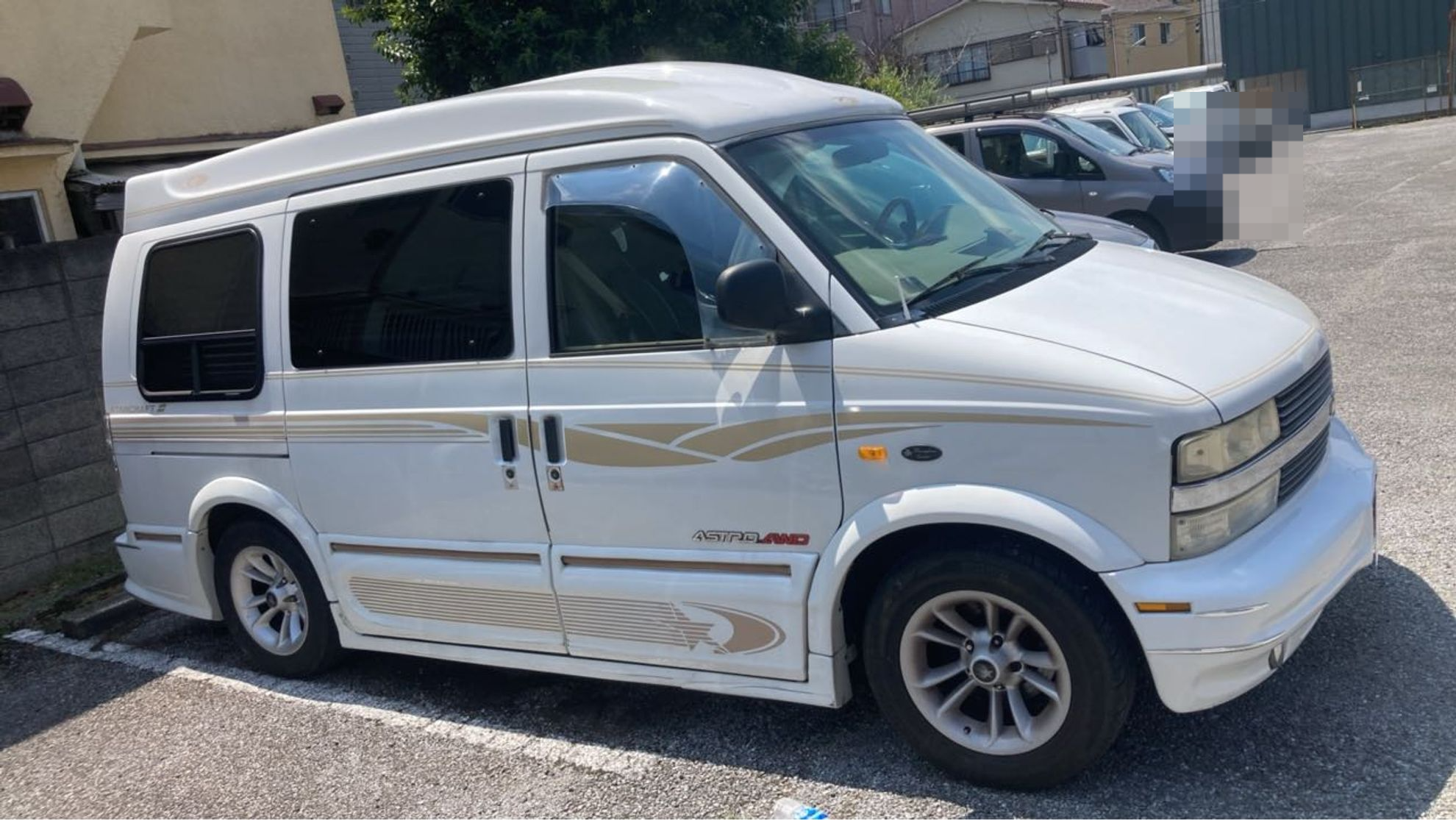 外装右
