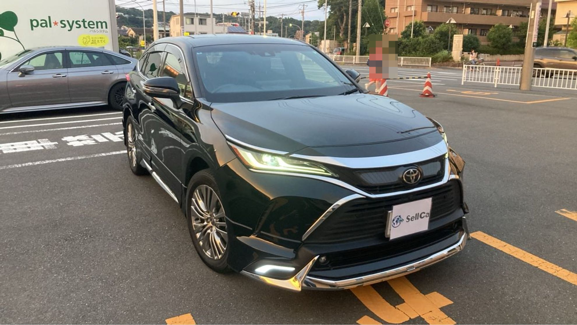 外装右前