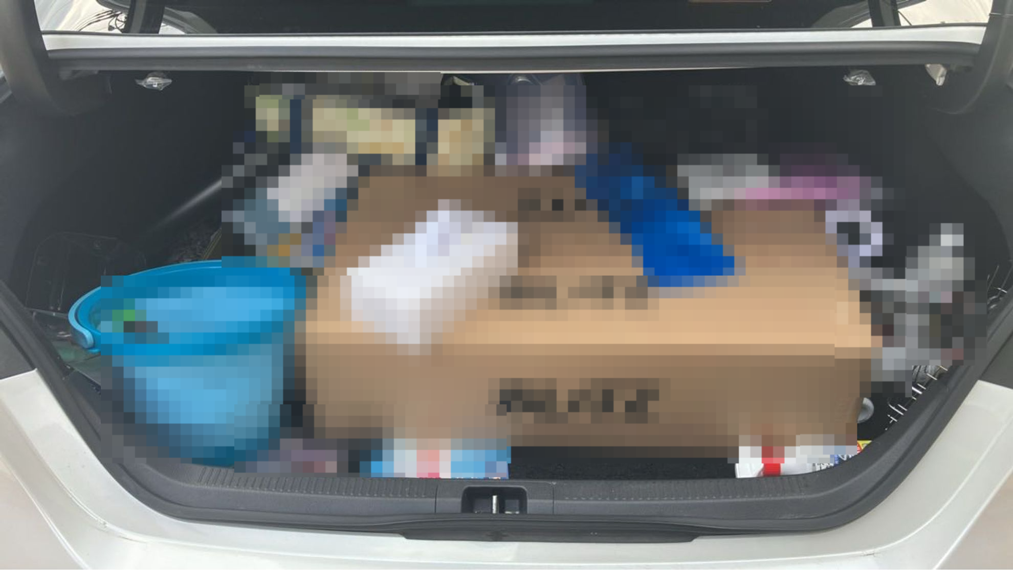 内装トランク