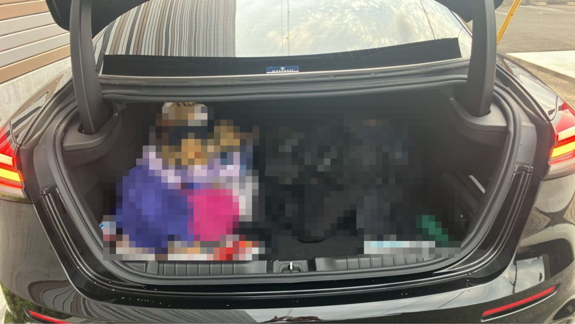 内装トランク