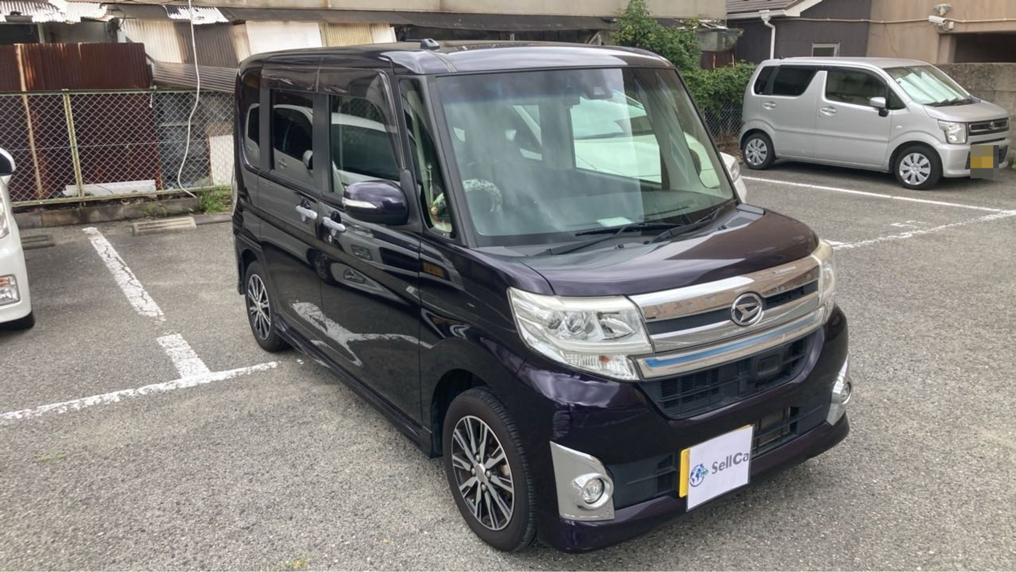 外装右前