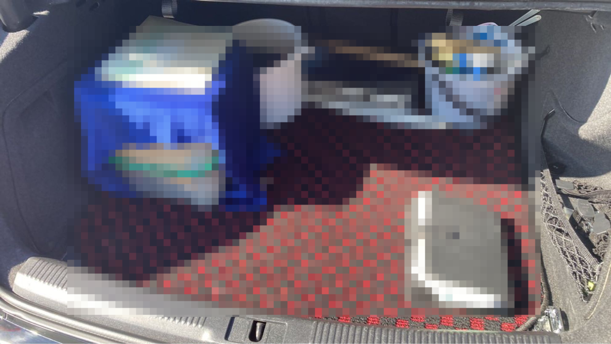 内装トランク