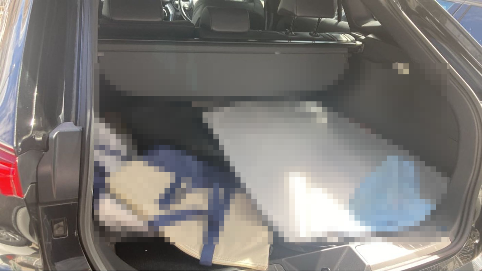 内装トランク