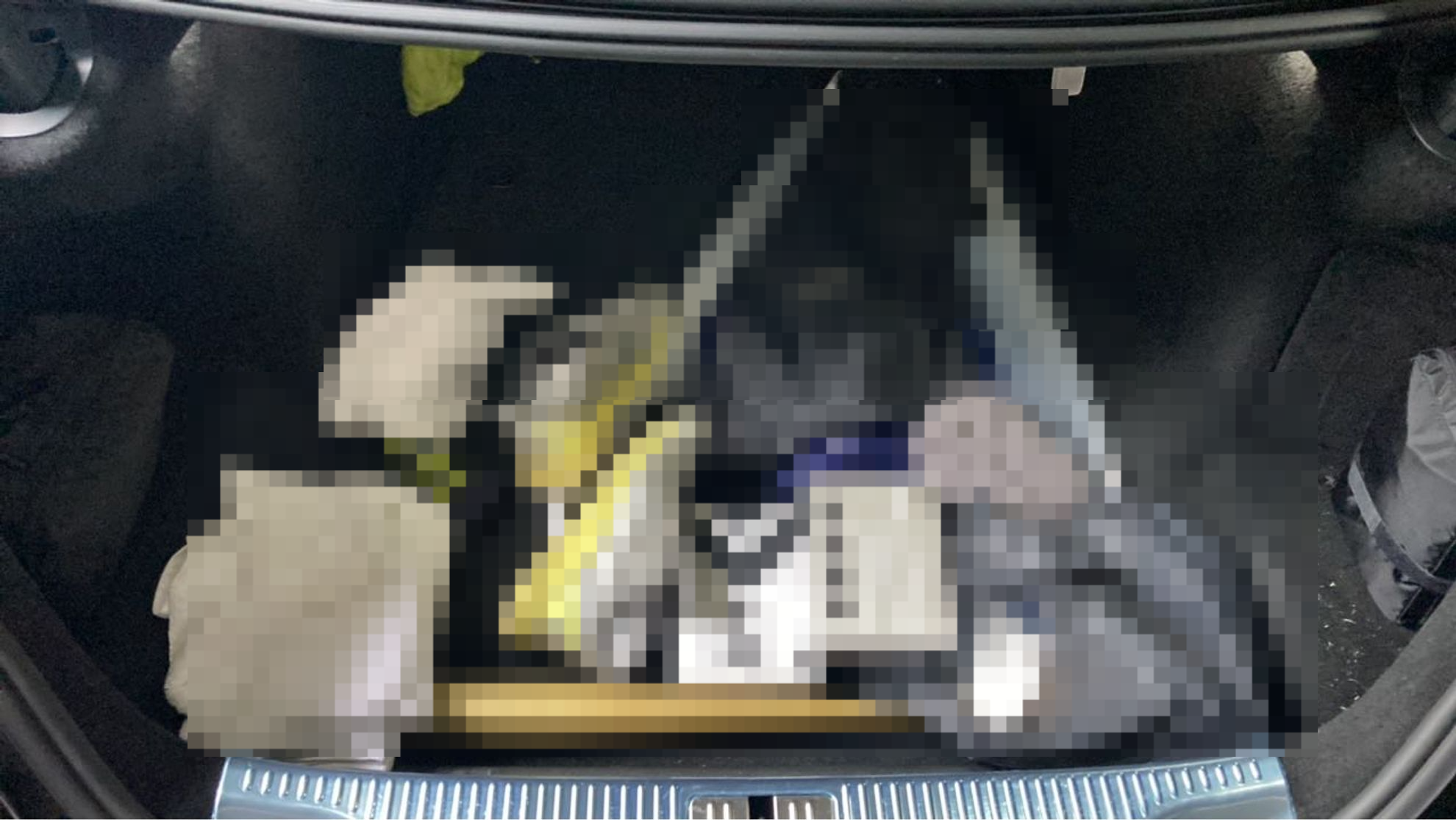 内装トランク