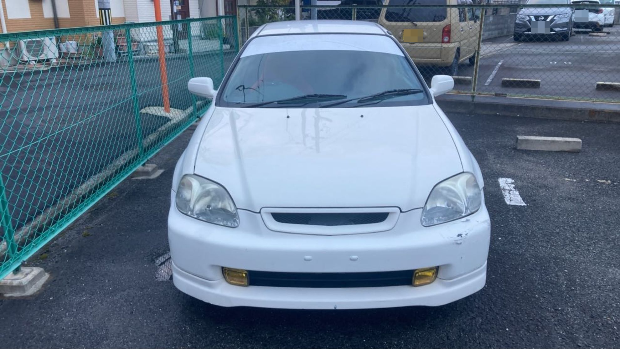 外装前方