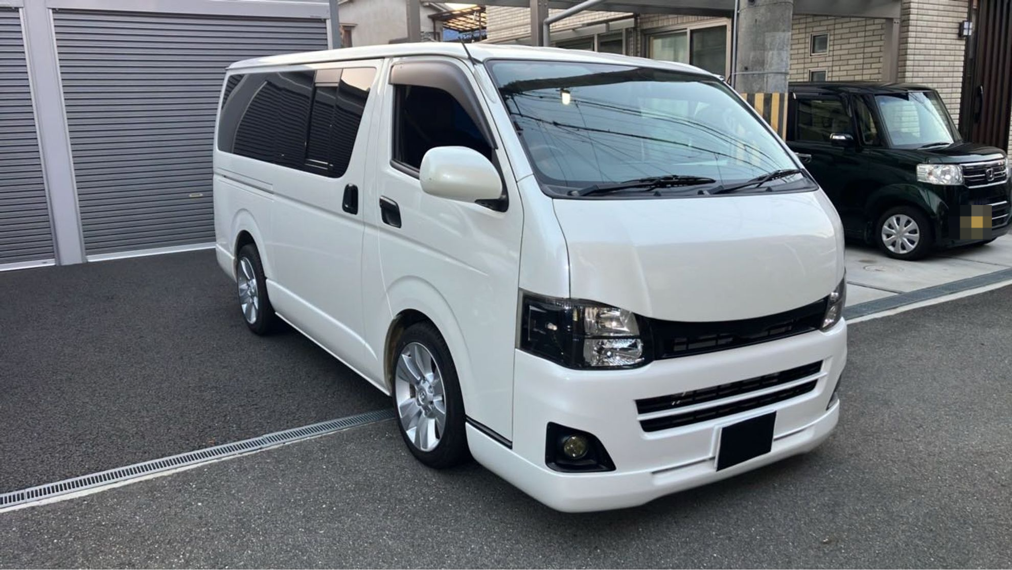 外装右前